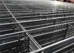 ​temporary metal fence