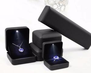 Wholesale high quality luxury round hat flower paper packaging boxes wholesale,gradient color luxury paper packaging gift box with from china suppliers