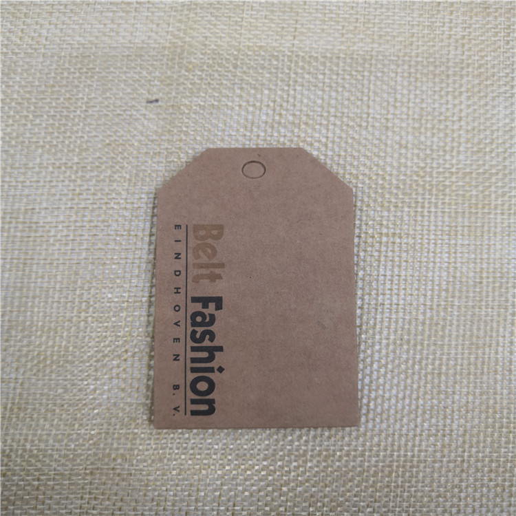 Custom 2mm Cardboard Kraft Paper Hang Tags For Clothing Glossy Lamination