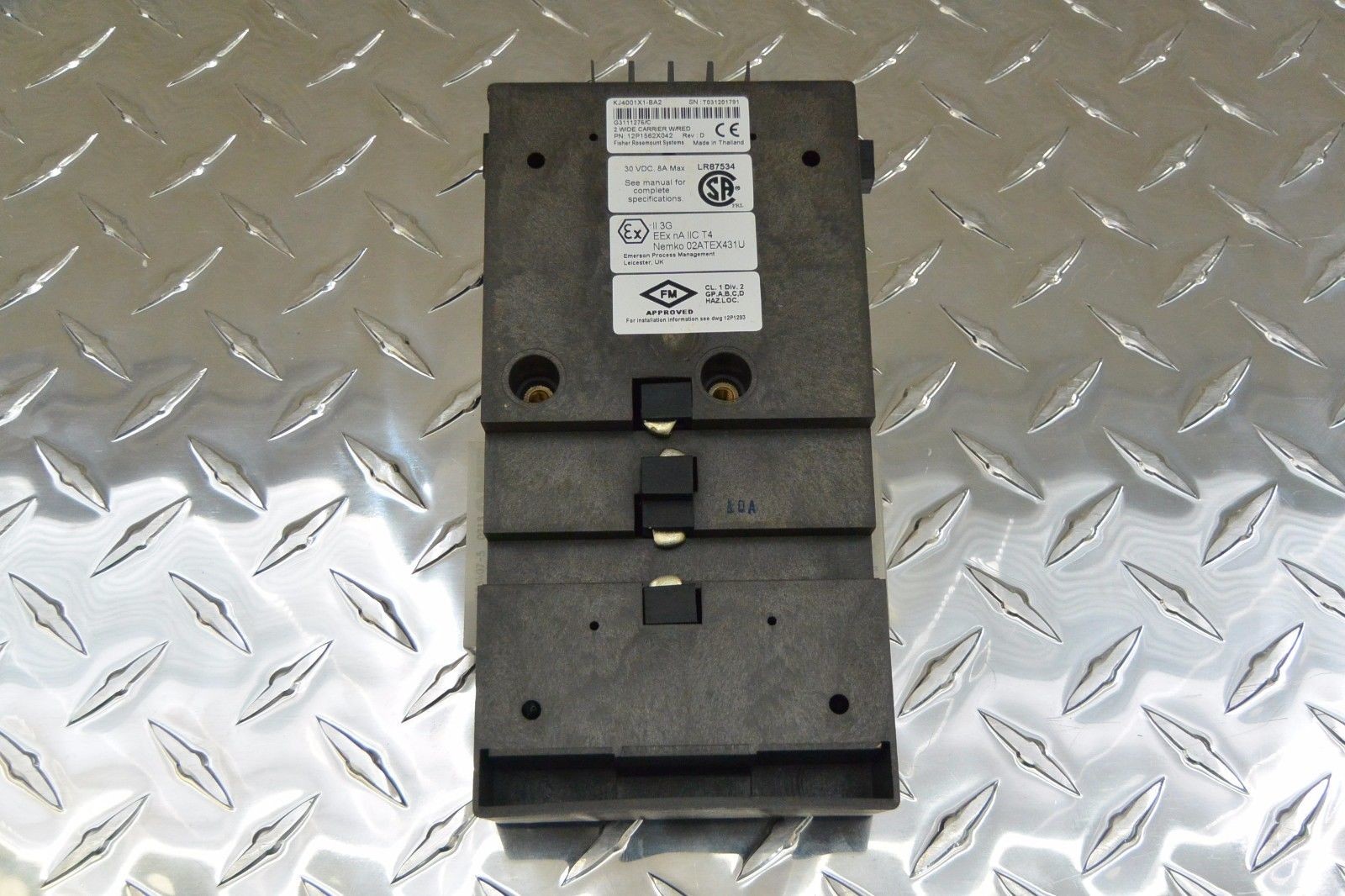 KJ4001X1-NA1 12 VDC, 8A,Dual Right Cable Extender, ISA-S71.04 –1985 airborne contaminants class G3.new original.