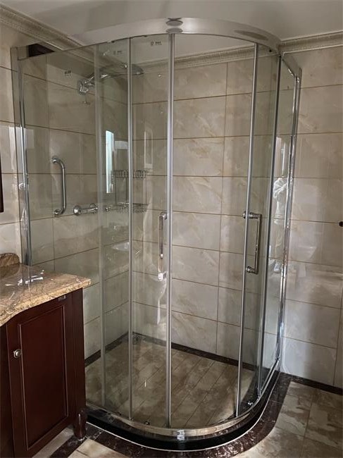 Prefab Bath Toilet Modular Commode Washroom HPL Toilet Partition