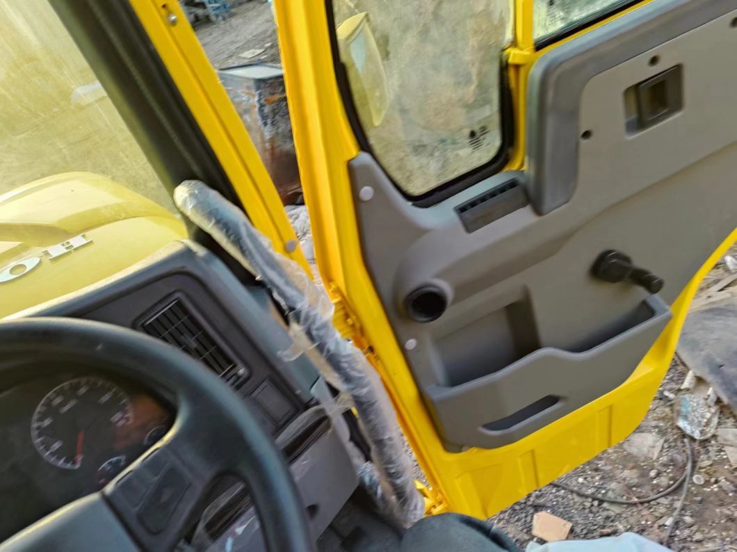 Comfortable High Quality Truck for Sale 10tires U-Type Dump Truck Sinotruck HOWO 6*4 Dump Truck