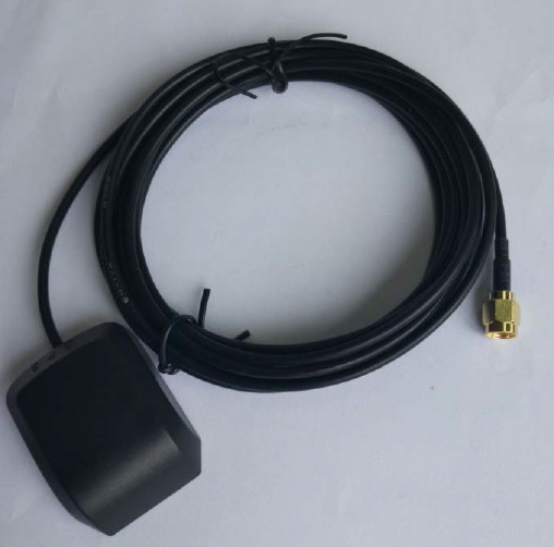 28dBi Car FM Antenna Customized Connector Good Electrical Properties