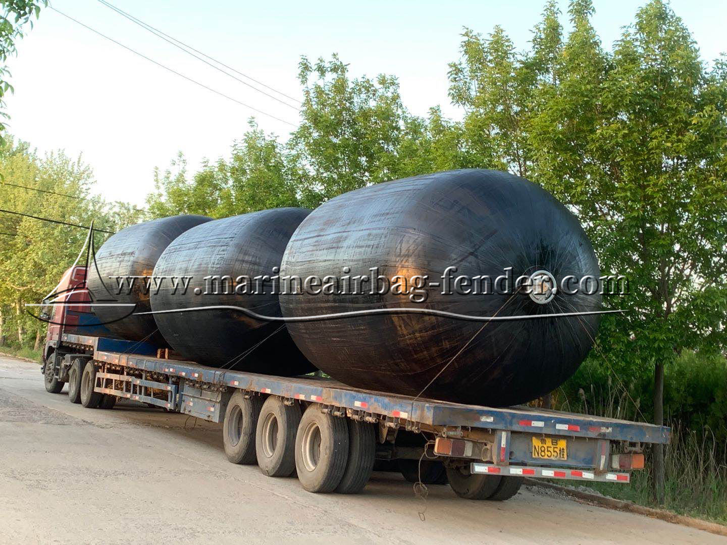 Pneumatic Rubber Fenders For Boats With Easy Installation