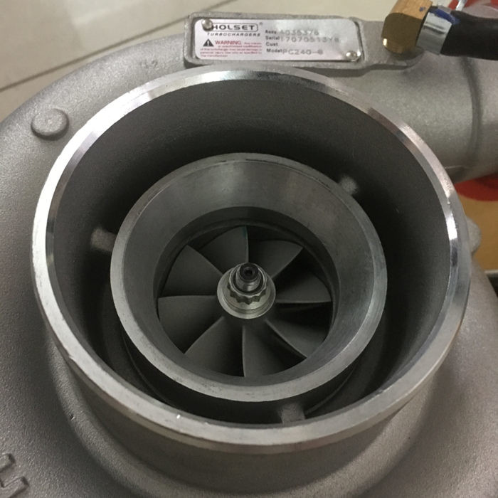 Komatsu Excavator Engine Parts Turbocharger 4035376 HX35W For PC240-8