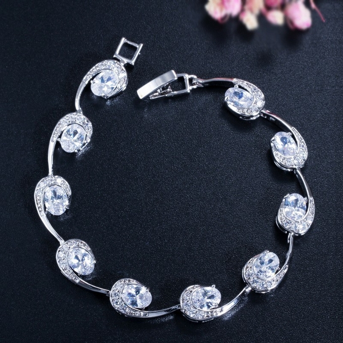 Lovely Women Four Round Bracelet Red CZ Stone Bracelet Setting Crystal Fashion Tennis Bracelet for Wedding Gift