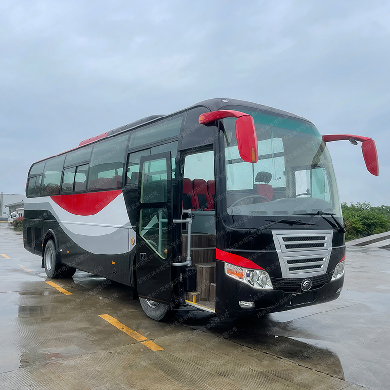 Sell Used Double Decker Coach Bus with 50 Seats and Manual Transmission