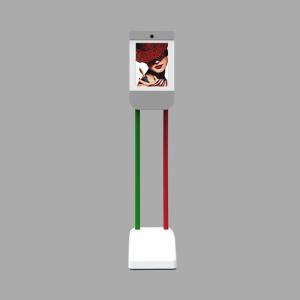 Wholesale Urhealth 21 inch high brightness sunlight readable lcd touchscreen monitor on pole from china suppliers