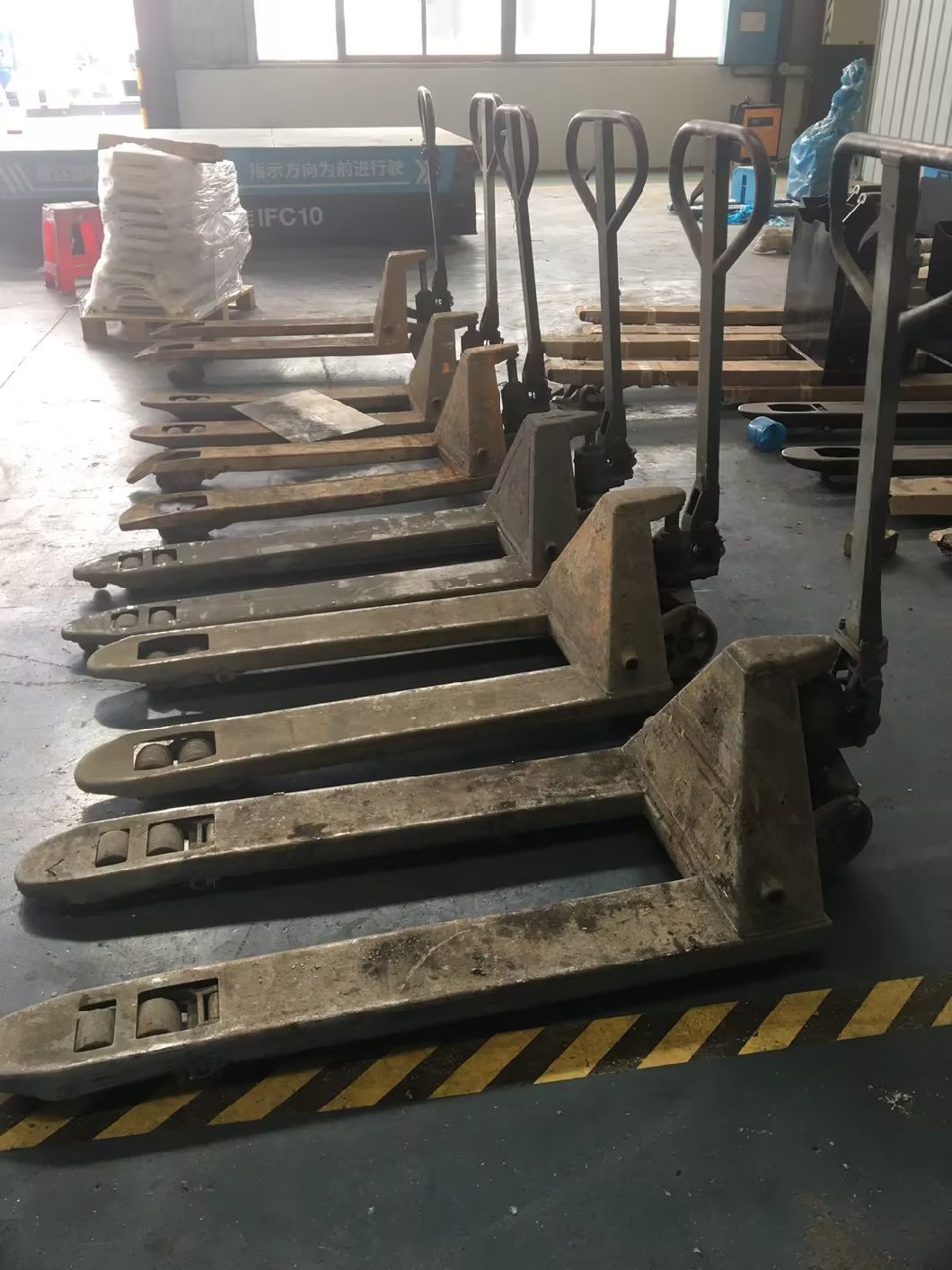 Hot Selling Build in Battery 2 Ton Single Wheel Electric Pallet Truck Parts