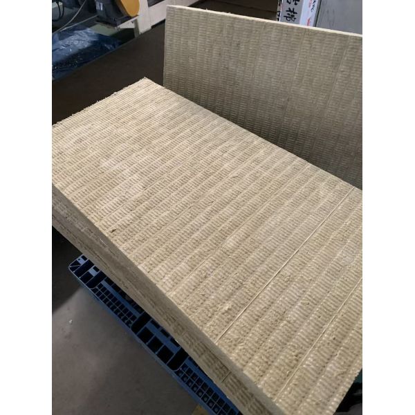 Customizable Rockwool Insulation Sheets Fireproof Acoustic Insulation For Thermal Building