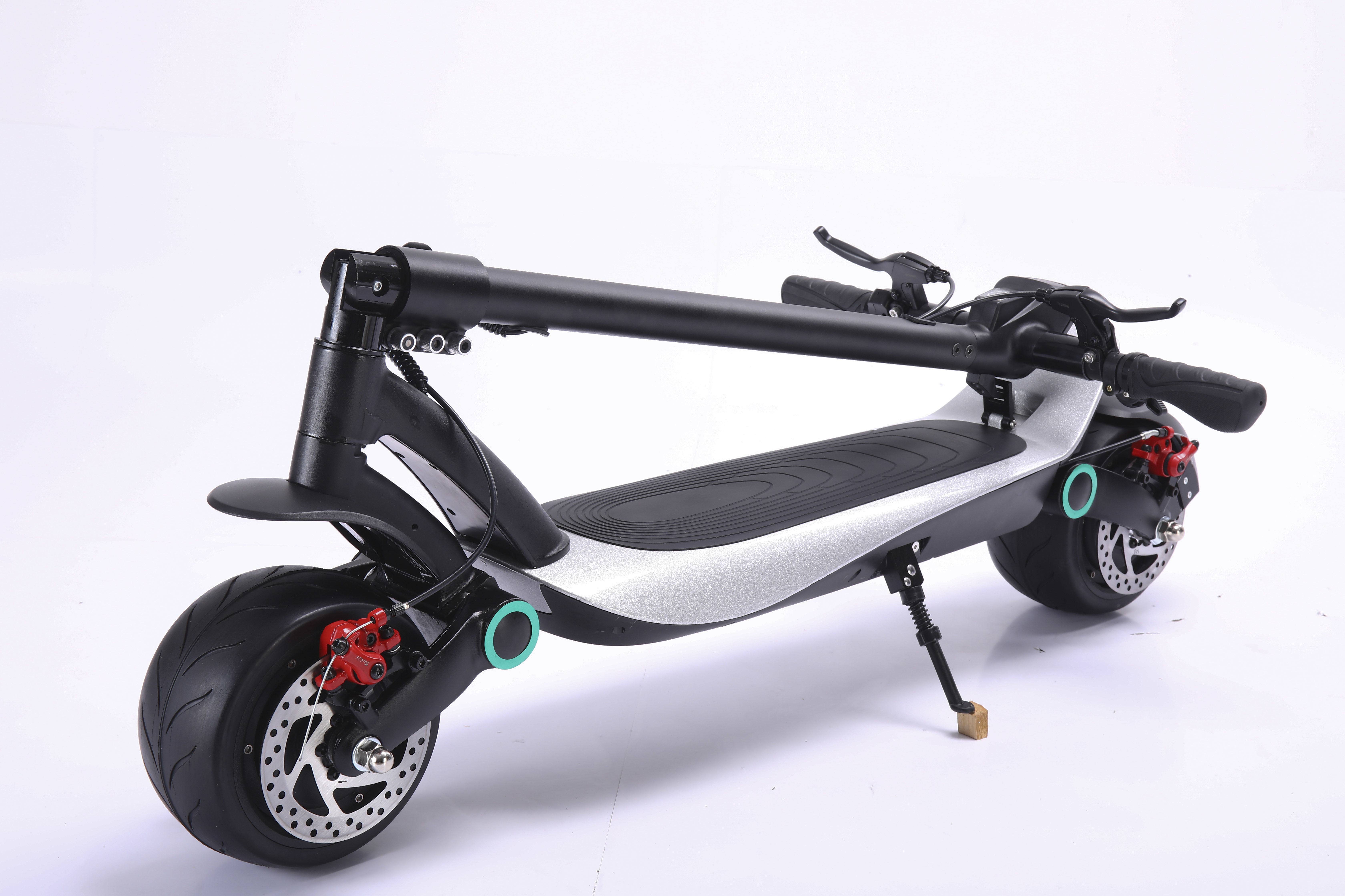 On sale 48V 15A Self Propelled Electric Powerful Scooter APP Allowed Function