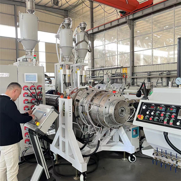 PE HDPE LDPE PPR Plastic Water Gas Oil Supply Pipe Tube Extrusion Production Line