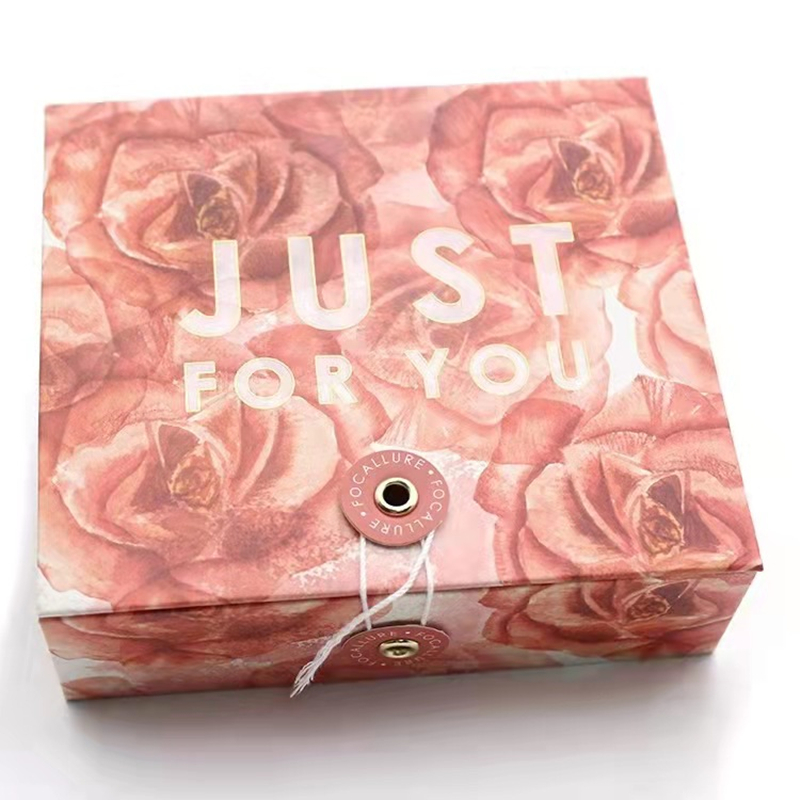 Handmade Magnetic Gift Box Packaging For Lipstick Lip Balm Gloss Customized