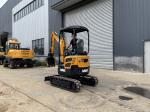 CE Certificate 2 Ton Hydraulic Mini Excavator 0.07m3 Bucket
