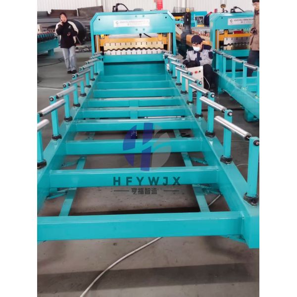 Heavy Duty Fully Automatic Palletizing Machine with High Precision and Compact Design for Factory Automation