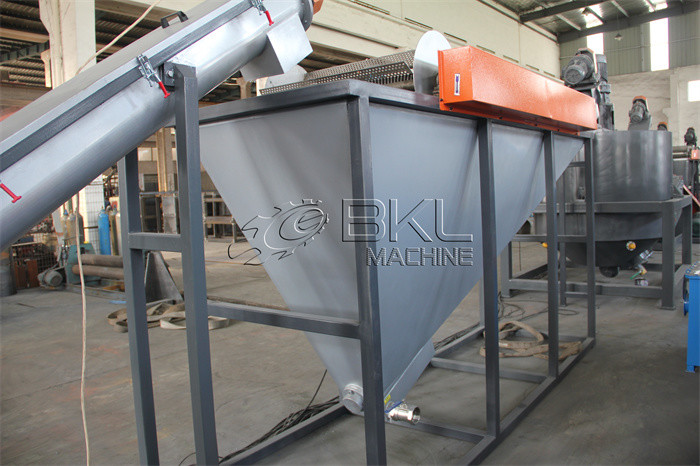 Clean Flakes Washing Plastic PET Recycling Line
