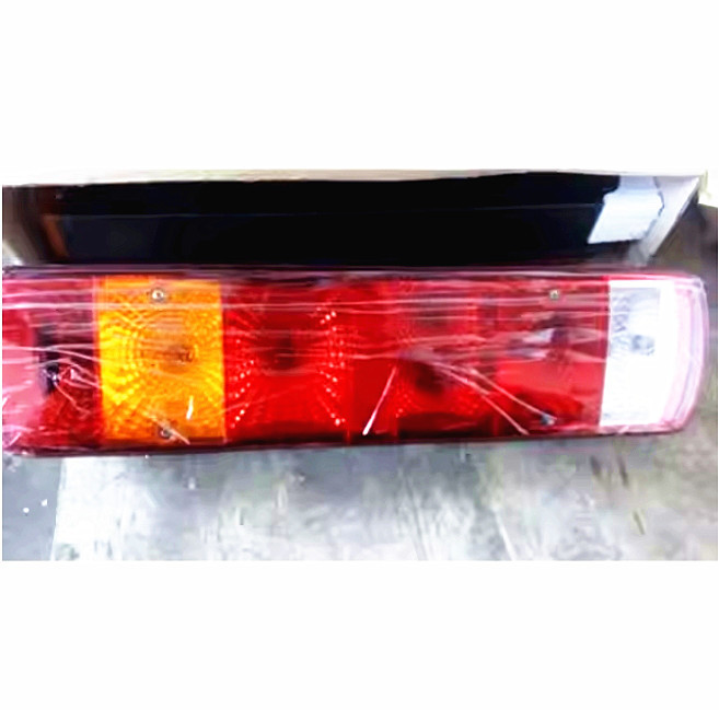 Sinotruk Howo Shacman Truck Spare Parts Combination Rear Light AZ9719810001