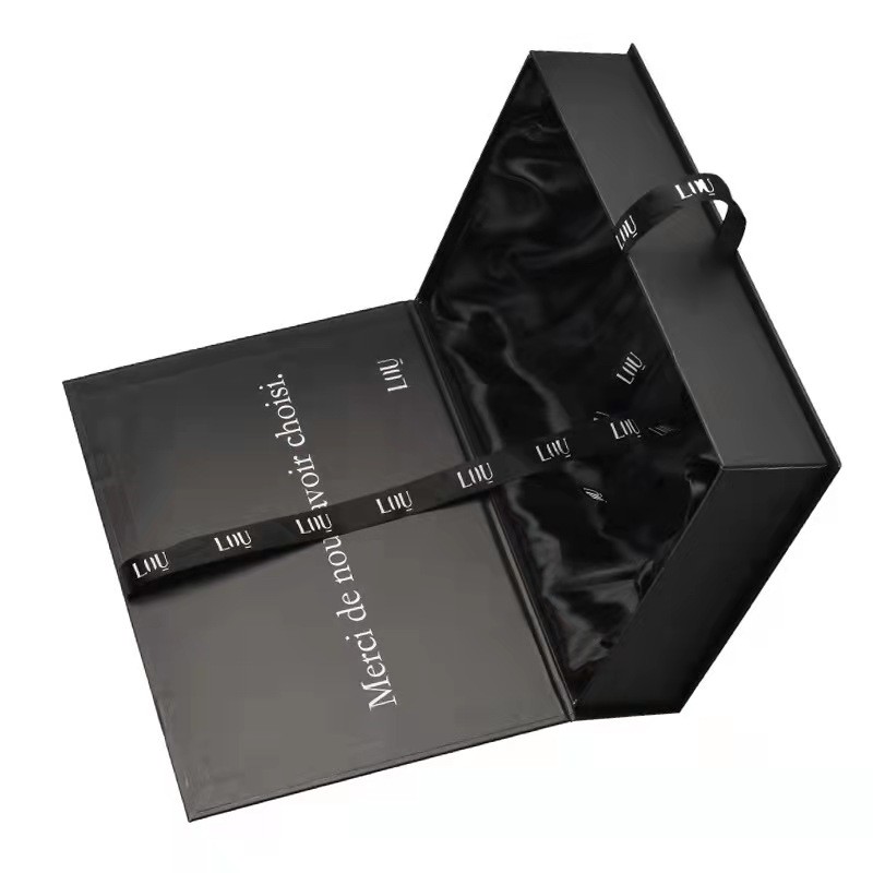 Matte Laminated Wig Cosmetic Makeup Box with Ribbon Satin Lined Luxury Magnetic Flip Cardboard Packaging Box