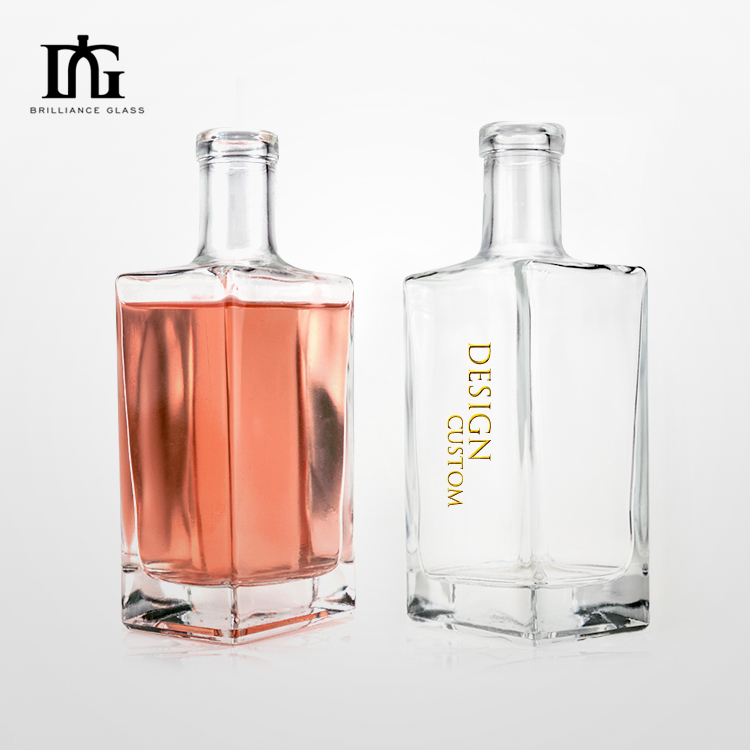 Accptable OEM/ODM 700ml Square Shape Glass Bottle for Whisky Gin Vodka Spirit Choice
