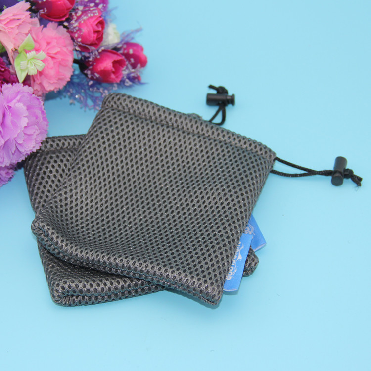 China Foldable White Laundry Mesh Wash Bag With Colorful Zipper