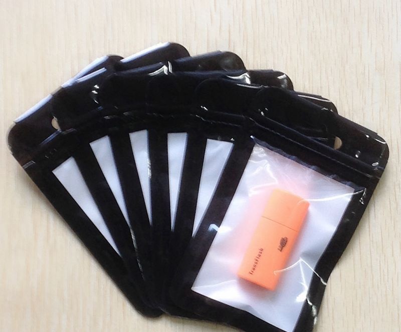 Transparent Self Seal Resealable Zipper Packaging Bag With Hang Hole