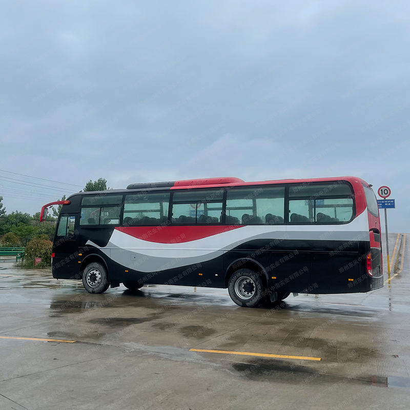 Sell Used Double Decker Coach Bus with 50 Seats and Manual Transmission