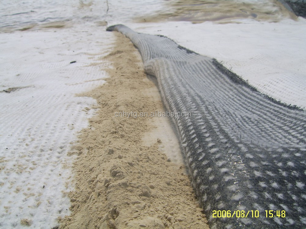 3500g-6500g Waterproof Membrane Bentoite Geotextile Liner GCL with 0.2mm HDPE Geomembrane
