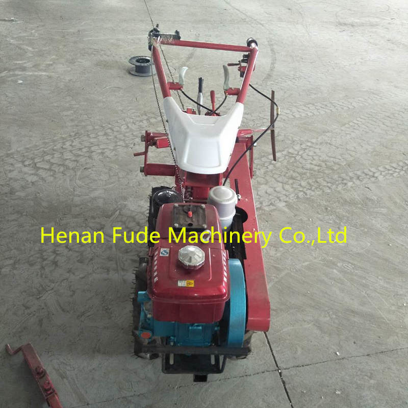 Garlic harvester
