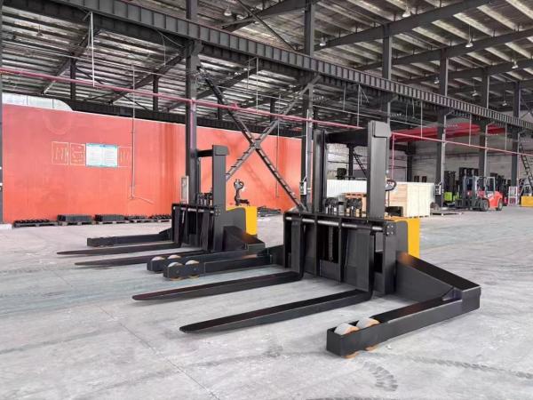 Large Tonnage Lead-acid Battery Stacker Jack Truck Non-standard Capacity 6000 KG