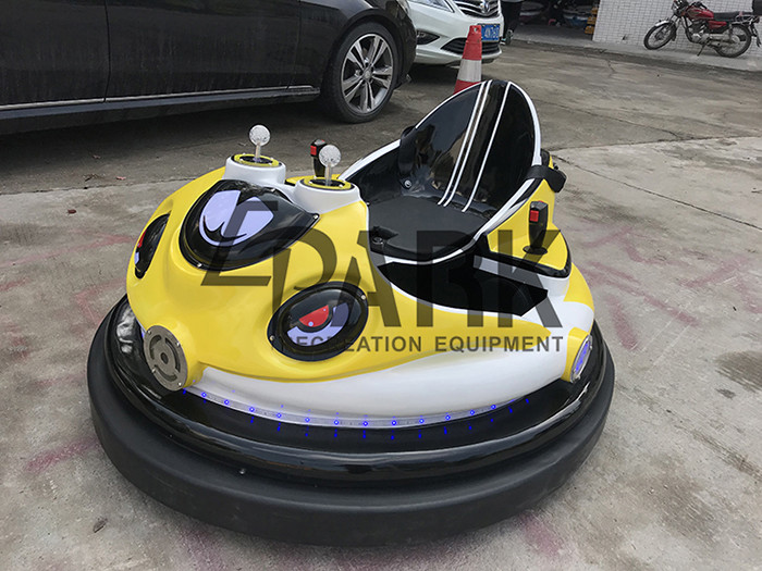 Laser Battle Kids Bumper Car Coin Operated Left And Right Movement