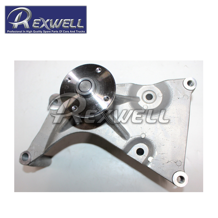 OE NO. MD143208 Engine Water Pump Bracket for Mitsubishi Pajero Montero V33W V43W