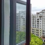 Insect Resistant Aluminum Alloy Fiberglass Retractable Screen Door OEM ODM