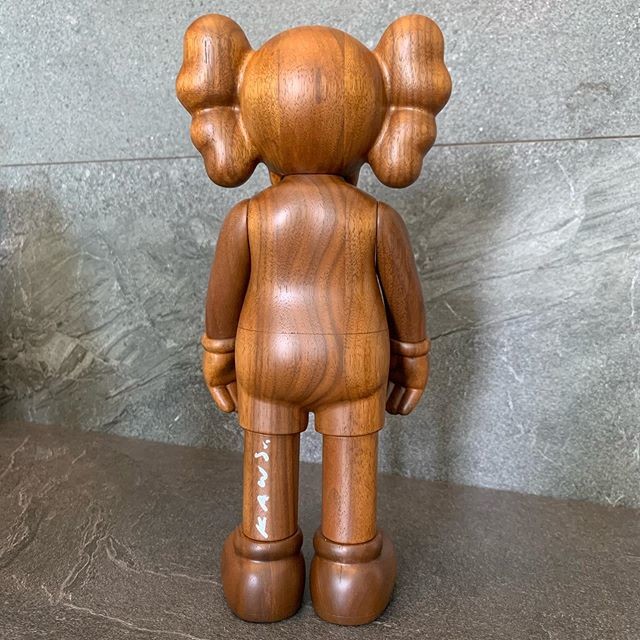 Inspired Aesthetic Large Wooden Bear Sculptures With Hardwood Beech Material