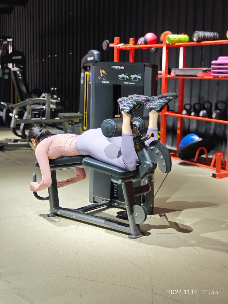 Freeman Unisex Commercial Gym Equipment Pin Loaded Prone Leg Curl Machine