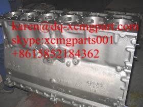 The cylinder block 4P0623 C6121 XCMG