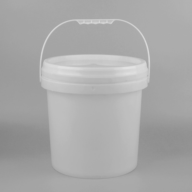 OEM ODM Welcome Polypropylene Plastic Oil Bucket With Spout Lid