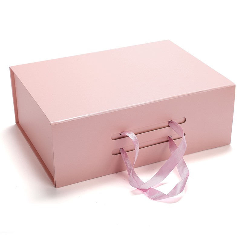 Shoe Clothing Gifts Cardboard Xmas Boxes Square With Magnet Closure OEM