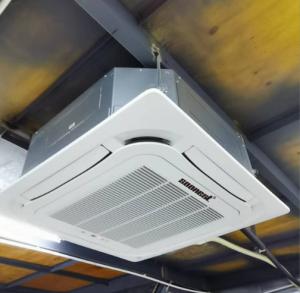 Wholesale 18000 Btu ~ 60000 Btu Dc Inverter Hybrid Solar Ceiling Cassette Air Conditioner Ceiling Cassette Air Conditioner Restaurant from china suppliers