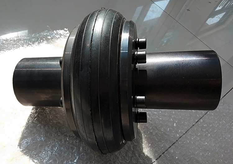 Durable Rubber Tire Coupling Flexible Tyre Coupler Black Color LB TYRE COUPLING