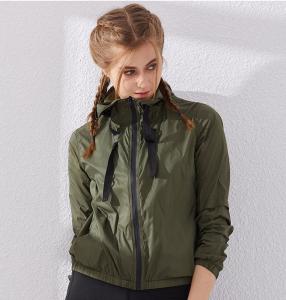 Wholesale Short Style XS-5XL Polyester Zip Up Jacket Women Sports Jacket from china suppliers