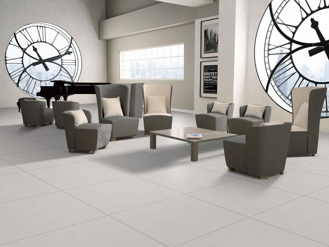 Durable Interior Wall Tile Wear-Resistant 60x60cm Light Gray Floor Porcelain Full Body Tiles For Living Room