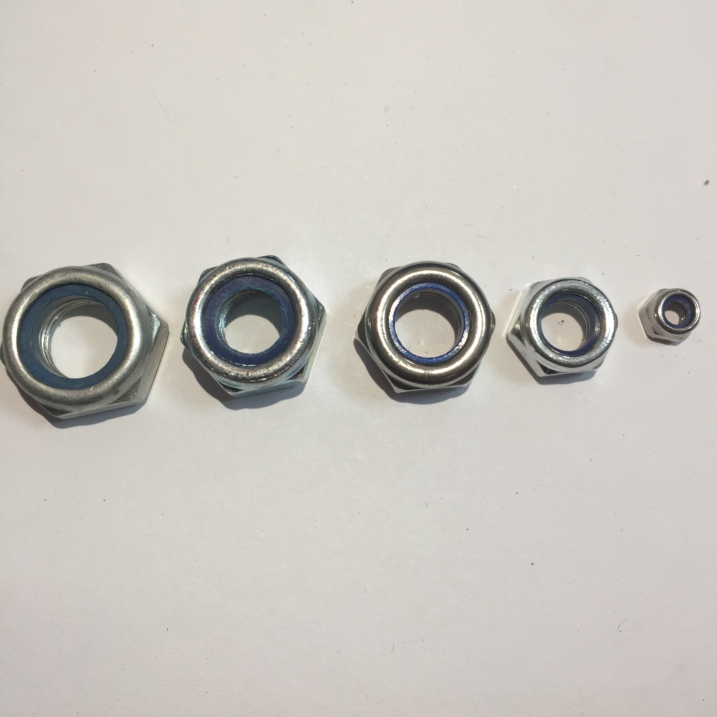 Black Oxide Finish DIN985 Nylon Hexagonal Anti-Slip Self-Locking Nut