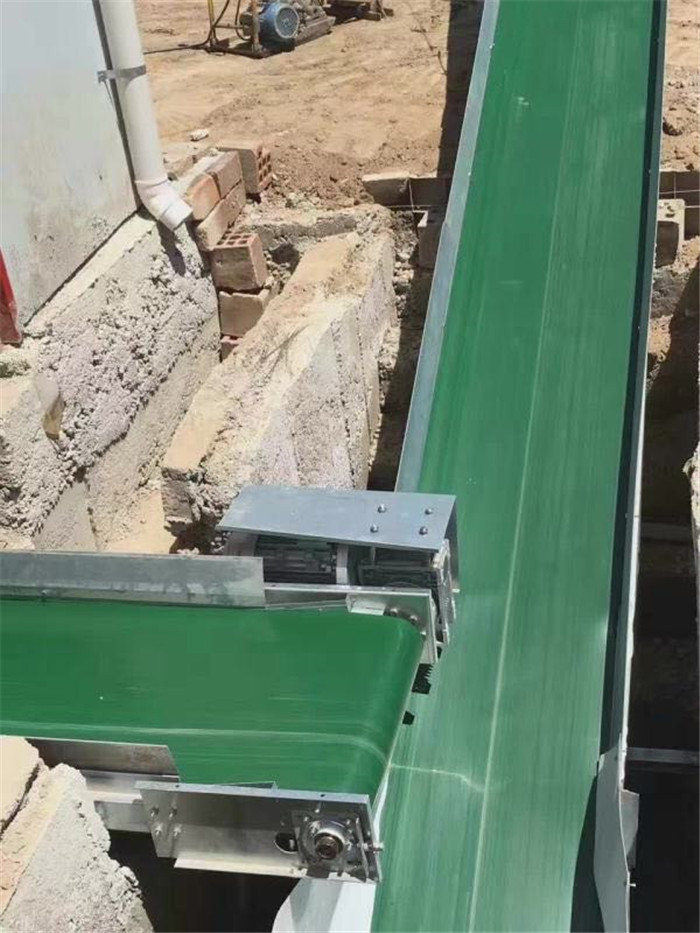 Structural Automatic Manure Removal System Powerful For Farm Manure Cleaning