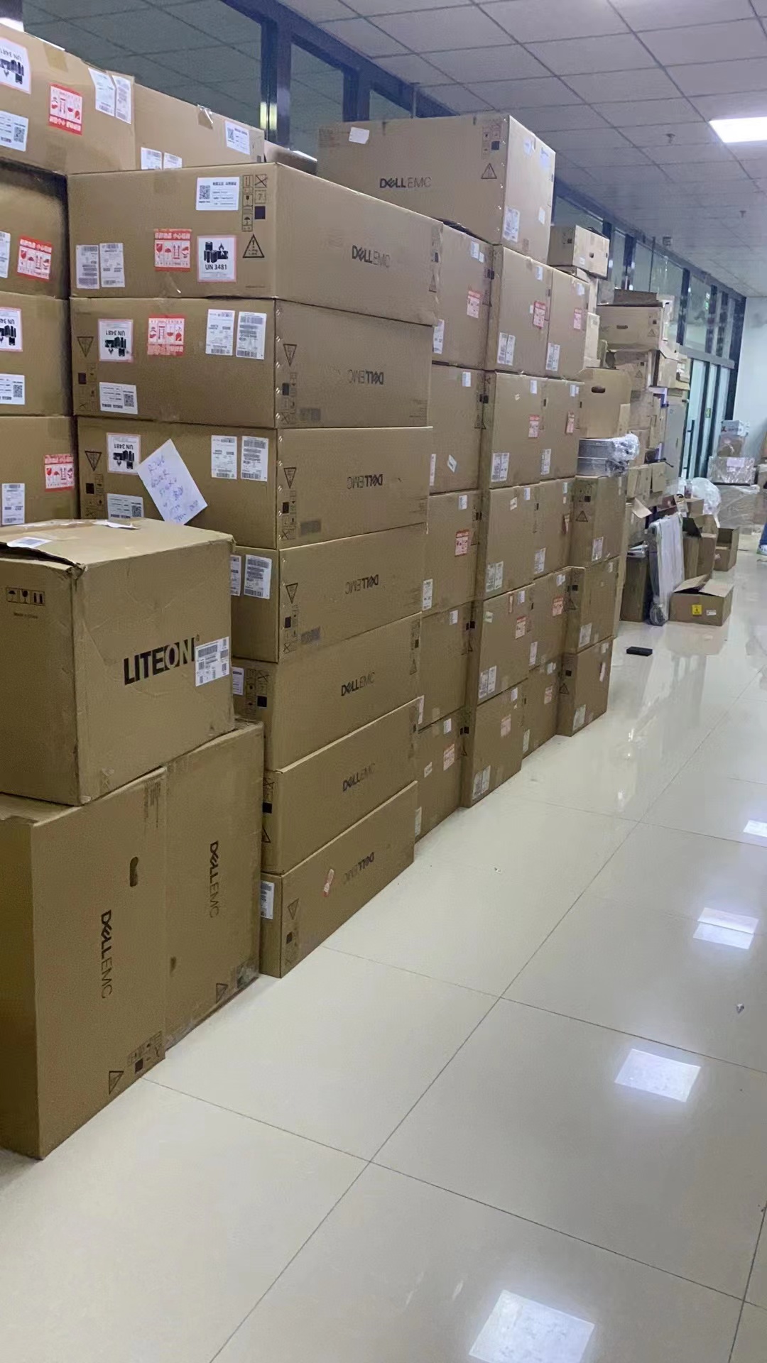 Dells PowerEdge T40 G5400 3.7GHz/8GB 8G 1T Tower Server