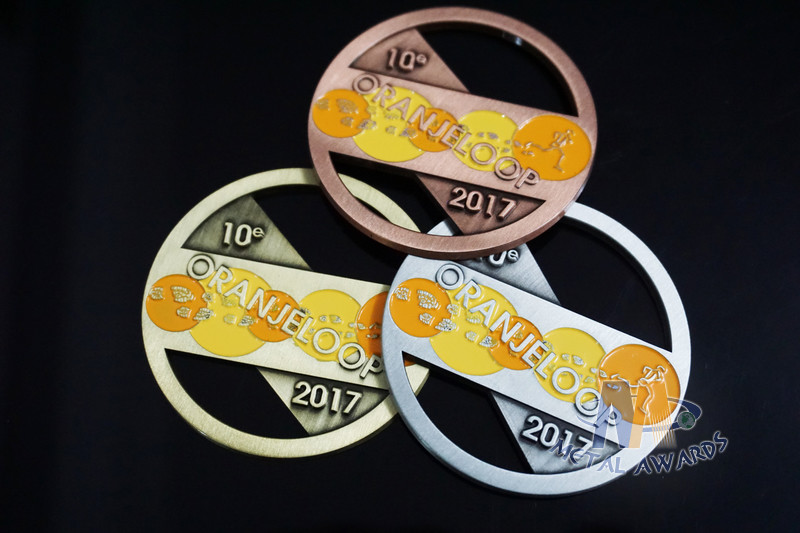 Enamel Cut Out Logo Custom Award Medals For Runners Three Plating Colors