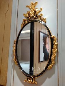 Wholesale Vintage Carved Golden Console Mirror Design TX-003 from china suppliers