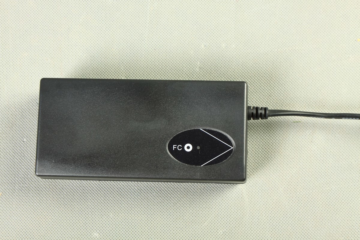 Linear actuator controller system, 12volt /24volt wired/wireless controller system