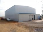 PU Panel Steel Frame Warehouses Cold Room Pre Engineered Metal Building Custom