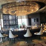 Indoor Smokeless Circle Teppanyaki Grill Table Electromagnetic Heating 10 Seats