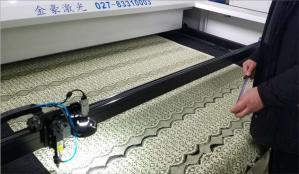 China Embroidery Fabric Lace Laser Cutting Machine Intelligent Positioning Cutting on sale